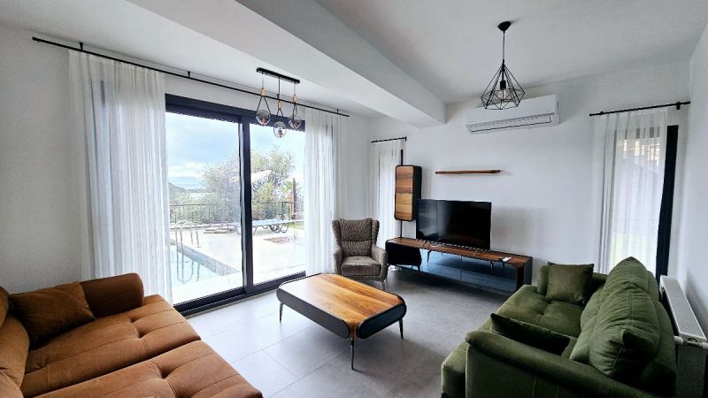 Bodrum Gümüşlükte Satılık Özel Havuzlu Manzaralı Villa