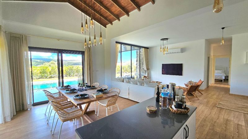 Bodrum Kızılağaçta Satılık Tek Katlı Doğa Manzaralı Özel Havuzlu Müstakil Villa