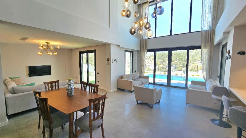 Bodrum Yalıçiftlikte Satılık 675 m2 Arsa içinde Tam Müstakil Villa