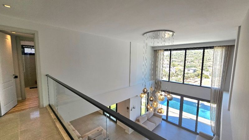 Bodrum Yalıçiftlikte Satılık 675 m2 Arsa içinde Tam Müstakil Villa
