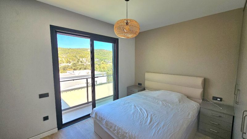 Bodrum Yalıçiftlikte Satılık 675 m2 Arsa içinde Tam Müstakil Villa
