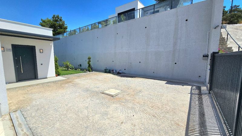 Bodrum Yalıçiftlikte Satılık 675 m2 Arsa içinde Tam Müstakil Villa