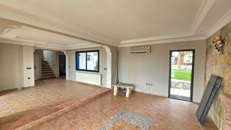 Bodrum Konacıkta Satılık 4+2 Müstakil Bahçeli Manzaralı Villa