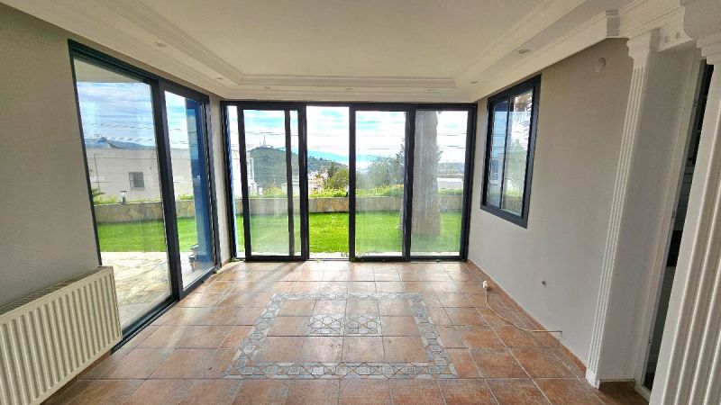 Bodrum Konacıkta Satılık 4+2 Müstakil Bahçeli Manzaralı Villa