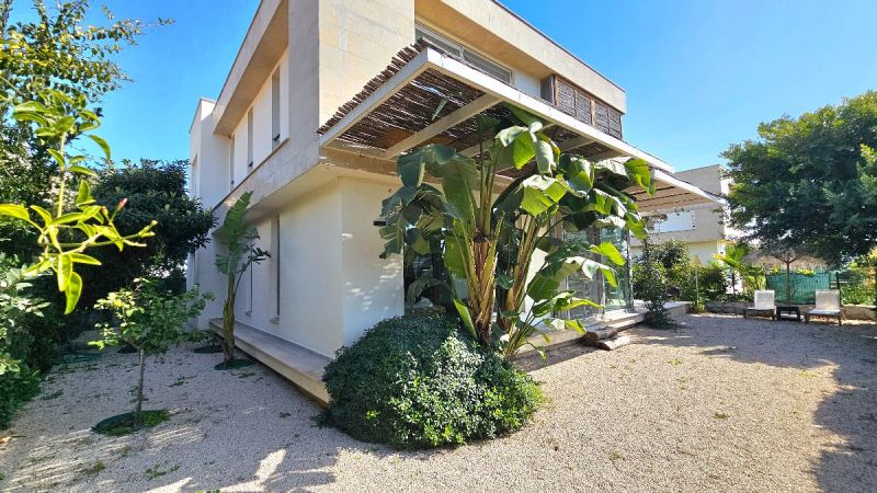 Bodrum Ortakentte Satılık Müstakil Bahçeli Merkezi Villa