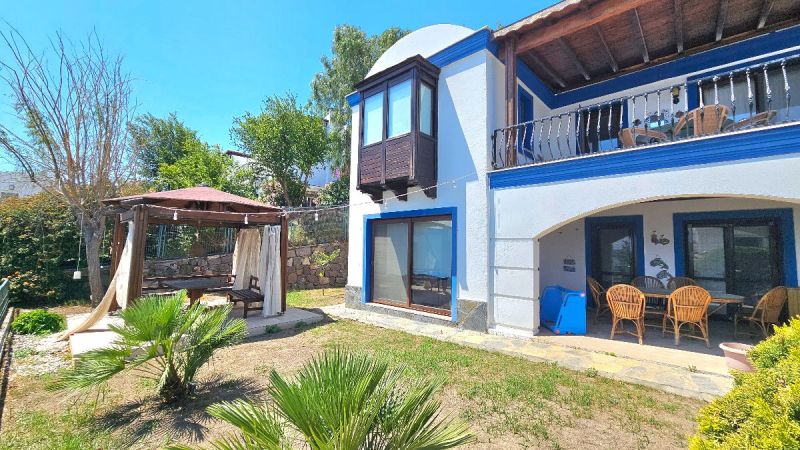 Bodrum Gündoğanda Satılık Özel Plajlı Sitede Deniz Manzaralı Bahçeli 4+1 Müstakil Villa