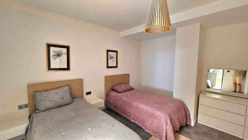 Bodrum Gümüşlükte Satılık Özel Plajlı Sitede 4+1 Deniz Manzaralı Daire
