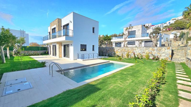 Bodrum Gümüşlükte Satılık Denize Yakın özel Havuzlu Müstakil 5+1 Villa
