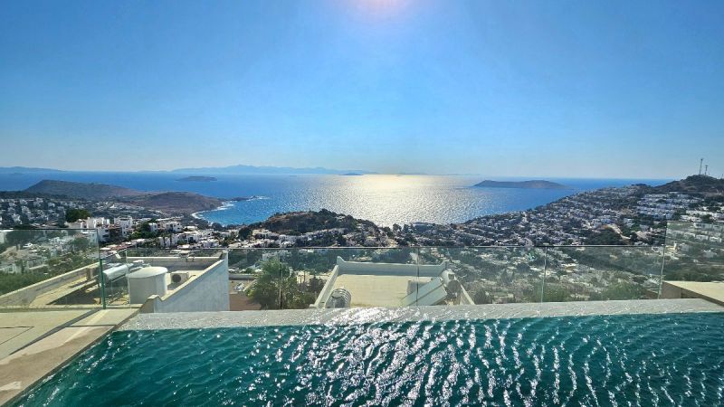 Bodrum Gümüşlükte Satılık özel Havuzlu Deniz Manzaralı 4+1 Müstakil Sıfır Villa