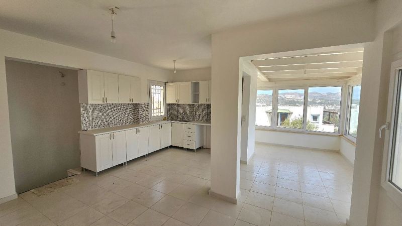 Bodrun Gümüşlükte Satılık Havuzlu Sitede Bahçeli 3+1 Dubleks Ev