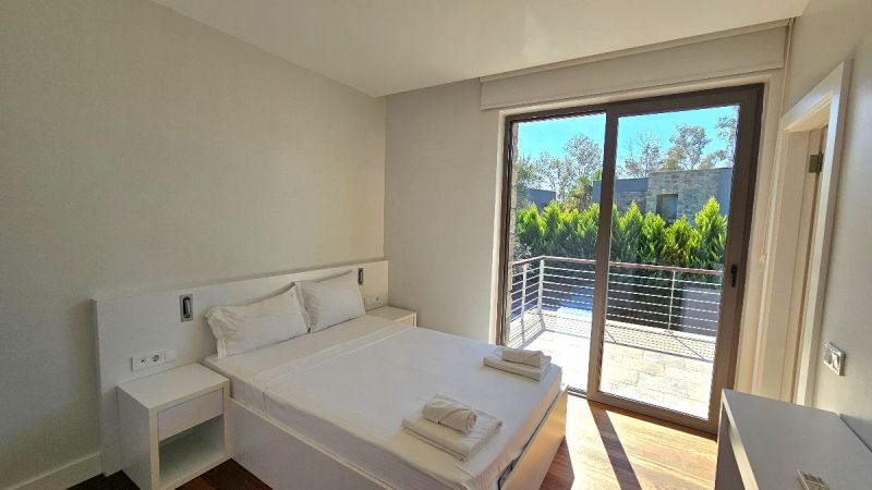Bodrum Yalıkavakta Satılık özel Havuzlu Denize Yakın Tam Müstakil Villa