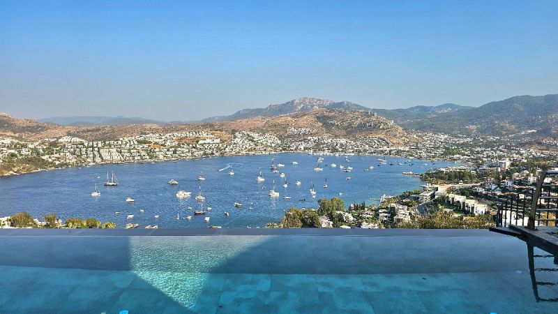 Bodrum Gündoğanda Satılık özel Havuzlu Deniz Manzaralı Müstakil 4+1 Villa