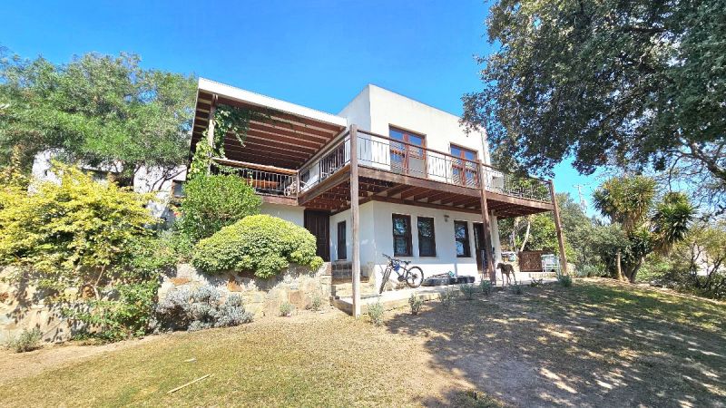 Bodrum Gümüşlük'te Satılık 2.750 m2 Arsa içinde Deniz Manzaralı Tam Müstakil Villa