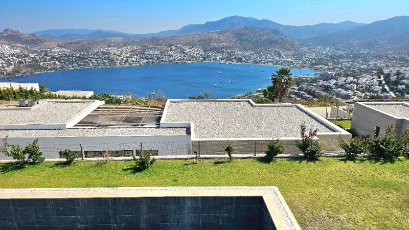 Bodrum Gündoğanda Satılık Müstakil Havuzlu Deniz Manzaralı 7+1 Sıfır Villa