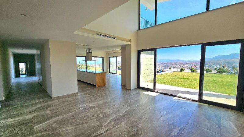 Bodrum Gündoğanda Satılık Müstakil Havuzlu Deniz Manzaralı 7+1 Sıfır Villa