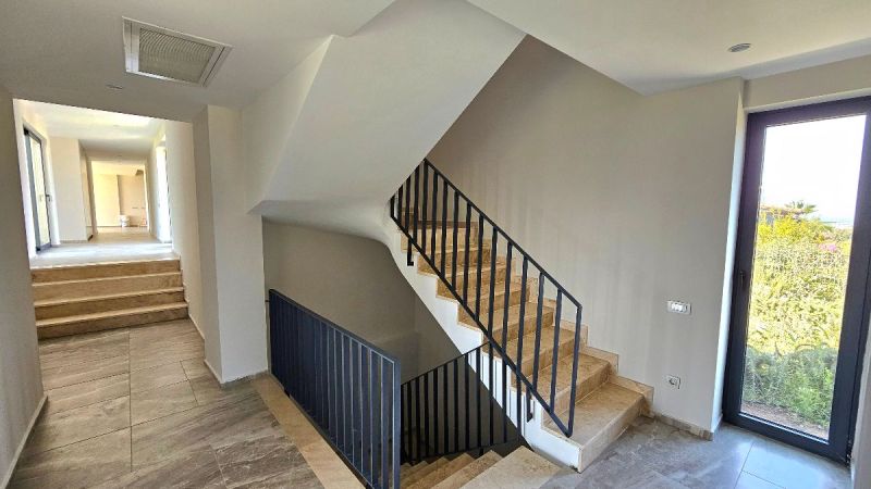 Bodrum Gündoğanda Satılık Müstakil Havuzlu Deniz Manzaralı 7+1 Sıfır Villa