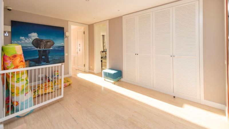 Bodrum Gündoğanda Satılık Denize Sıfır özel Plajlı sitede özel Havuzlu Deniz Manzaralı 5+1 Villa