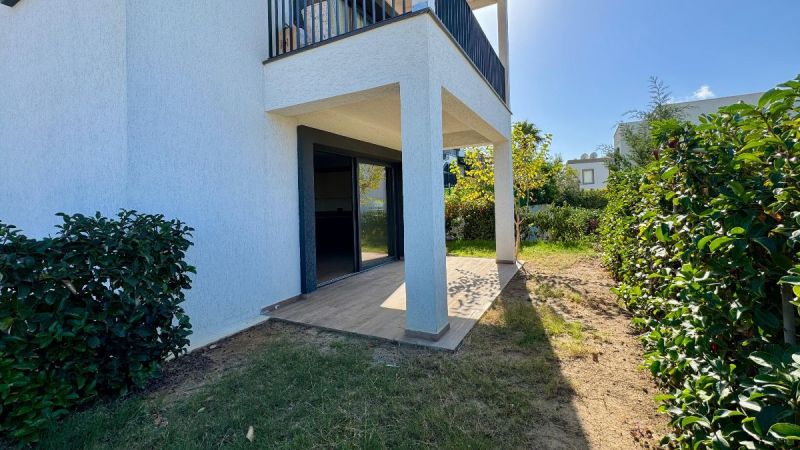 Bodrum Merkezde Satılık Doğa Manzaralı Bahçeli 2+1 Modern Sıfır Daire